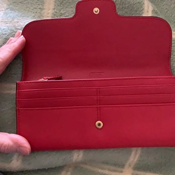 Coach Taylor Coral Colored Leather Flap Wallet - Picture 4 of 10
